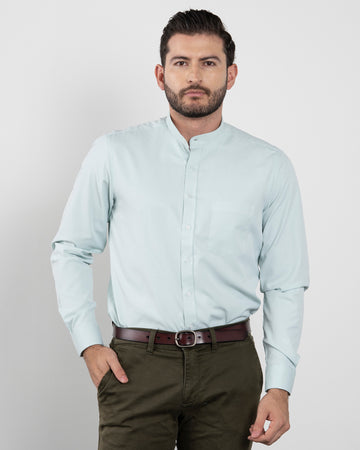 Camisa Verde Línea Clara Cuello Mao